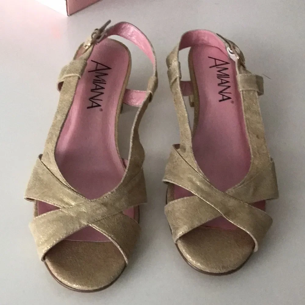 Amiana Formal Dress Golden Sandals size 4